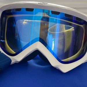 Women’s/Girls ski goggles - Giro
